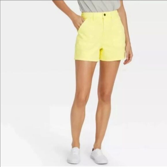 😊 3/$30 Highest Rise Midi Cargo Shorts Yellow NEW🏷 Sz 4 by Universal Thread - Picture 1 of 8